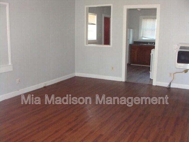 Foto del edificio - 1226 E Henry St