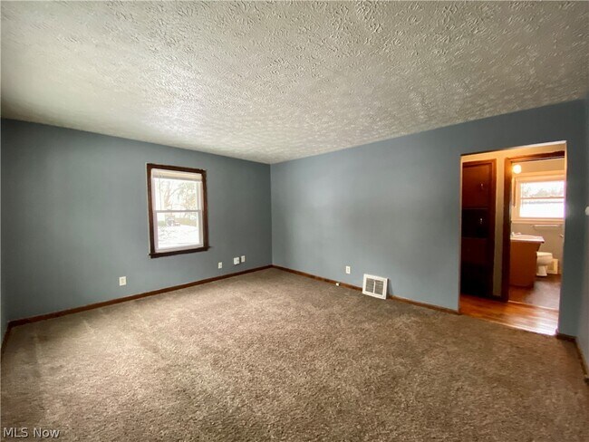 Building Photo - 1378 Orlando Ave