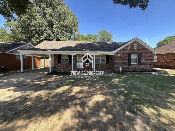 Primary Photo - 2948 S Mendenhall Rd