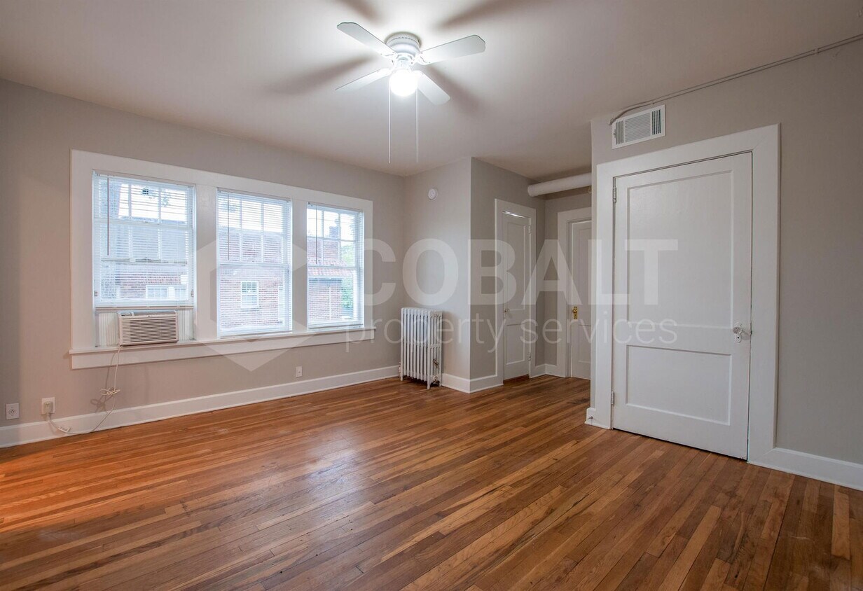 Foto principal - 674 Somerset Terrace NE