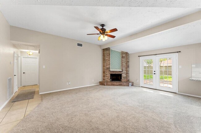 Foto del edificio - 418 Ironbark Dr