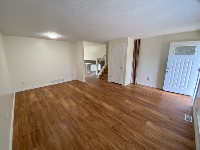 Foto del edificio - 18159 E Asbury Dr