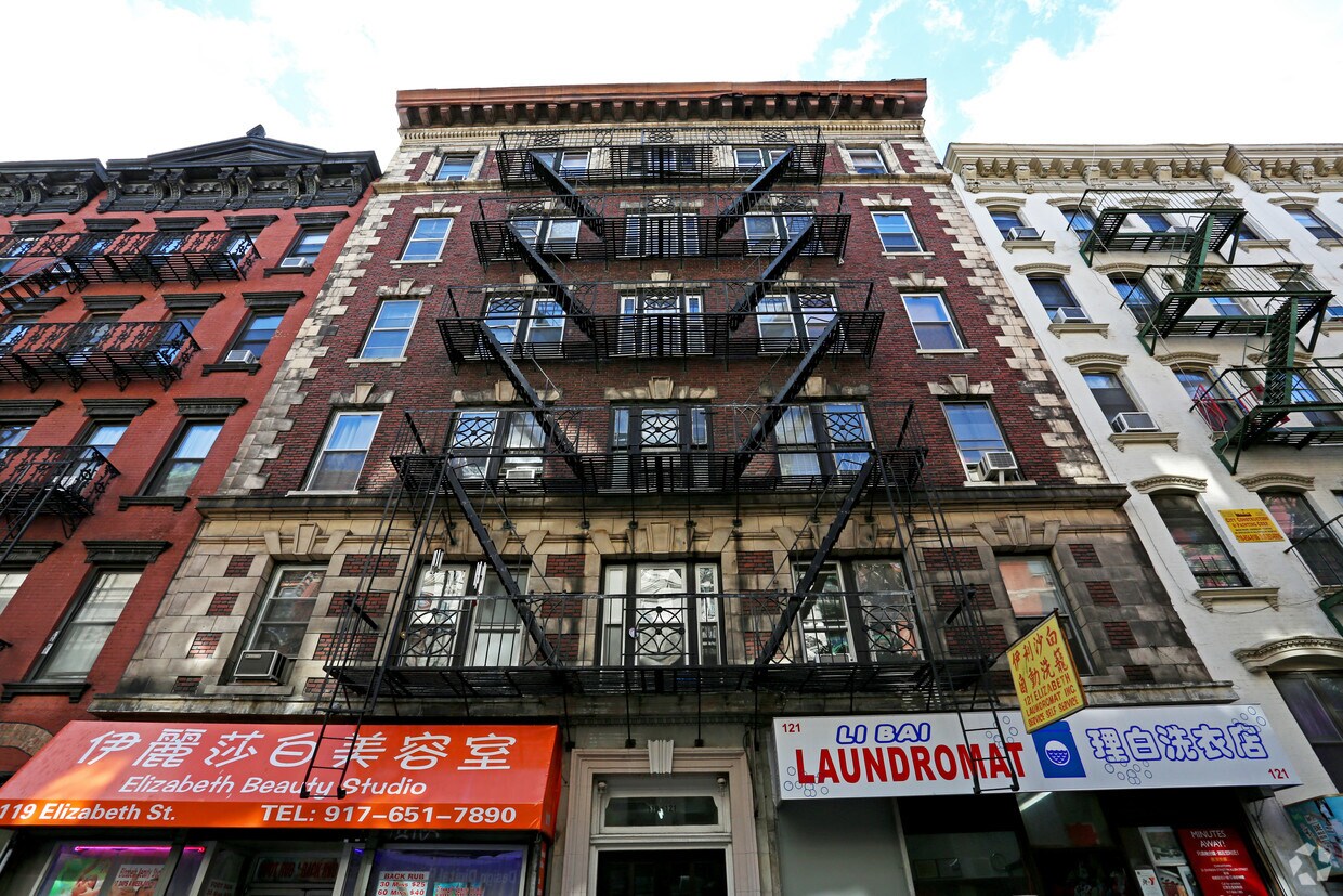 Building Photo - 119-121 Elizabeth St