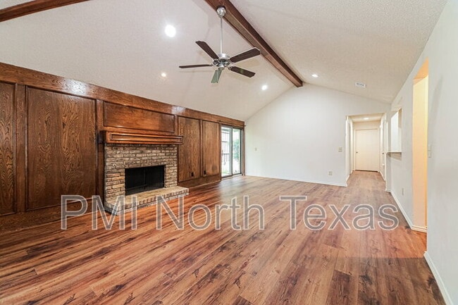 Foto del edificio - 1410 Nest Pl