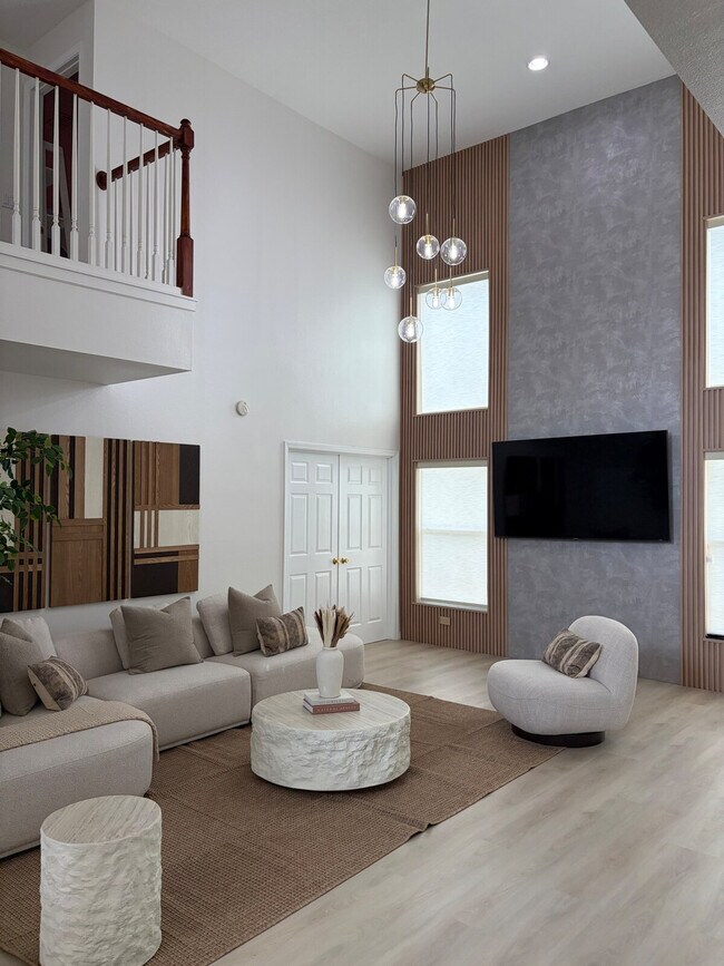 Building Photo - 154 Dornoch St