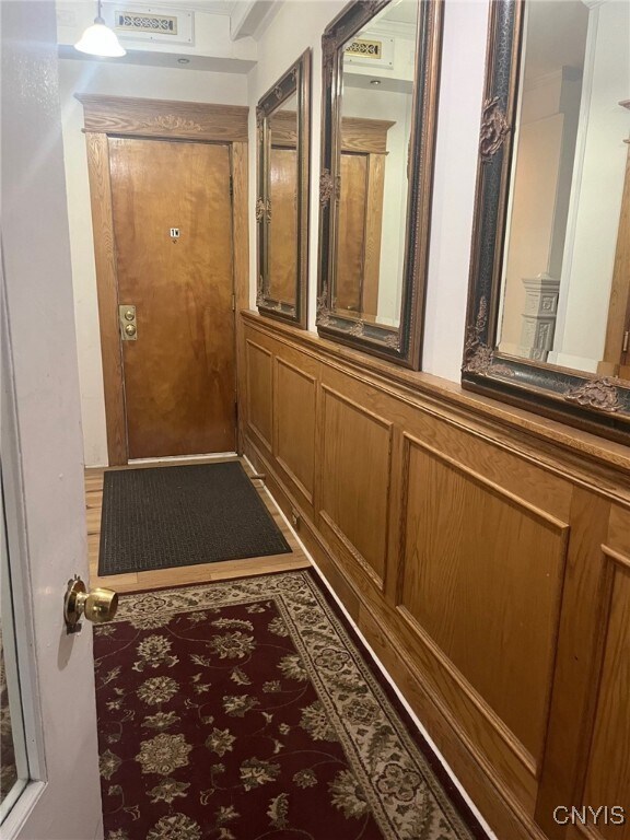 Foto del edificio - 1108 Madison St