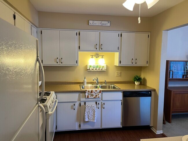 Foto del edificio - 1607 Thames Ct