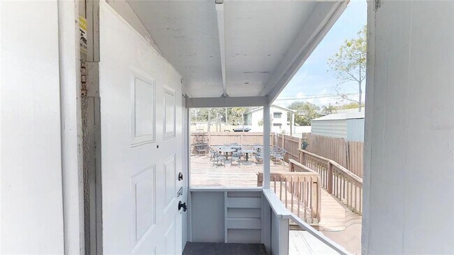 Foto del edificio - 3441 W Kennedy Blvd