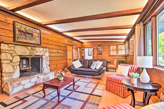 Foto del edificio - 1003 N Rd