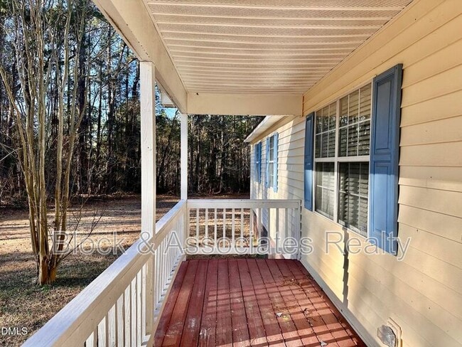 Building Photo - 2888 Zacks Mill Rd