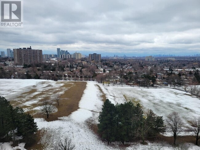 Building Photo - 260 Seneca Hill Dr