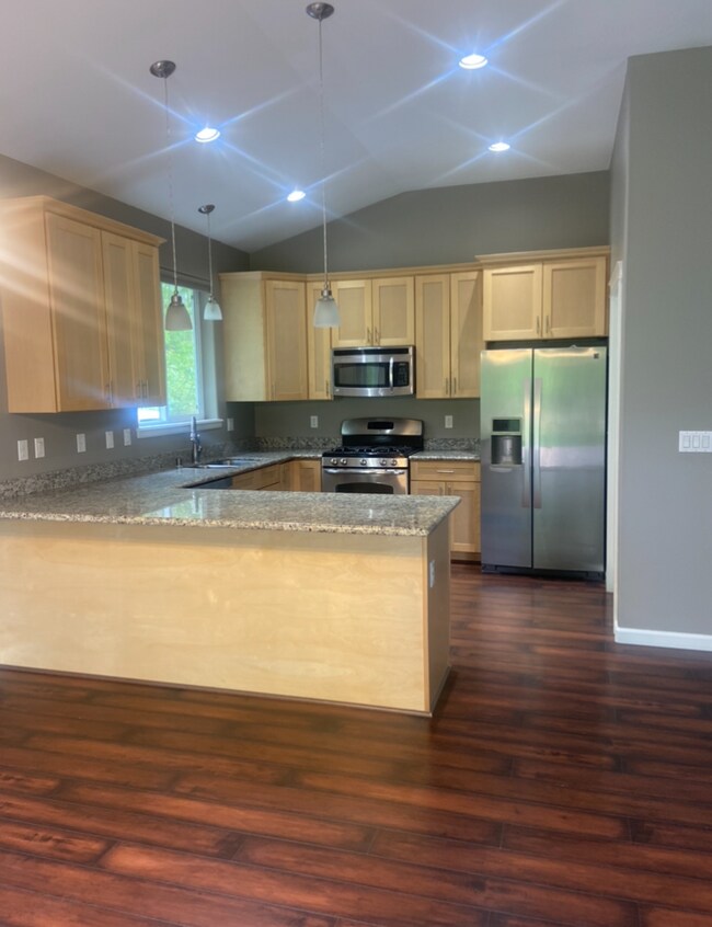 Building Photo - Ranch style in Settlers Bay!! 3 bedroom/2 ...