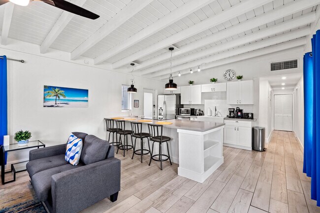 Foto del edificio - 3305 SW 15th St