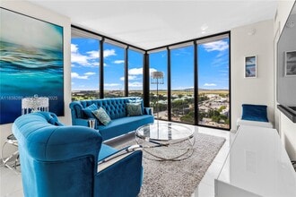 Building Photo - 5300 Paseo Blvd