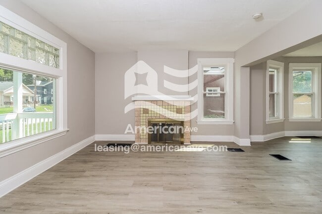 Building Photo - 1409 California Ave