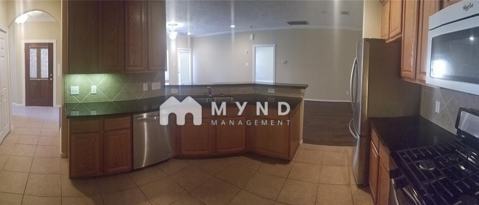 Building Photo - 2015 Que Manor Dr