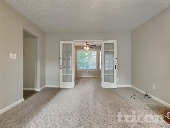 Building Photo - 1110 Karastan Ct SW
