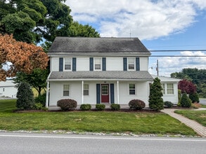 1592 Old Line Rd