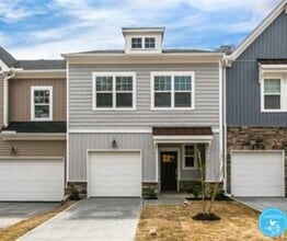 Building Photo - 2034 Chipley Dr