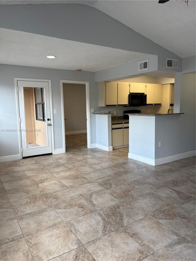 Foto del edificio - 10501 SW 155th Ct