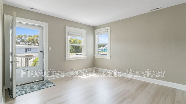 Foto del edificio - 3544 E Ocean View Ave