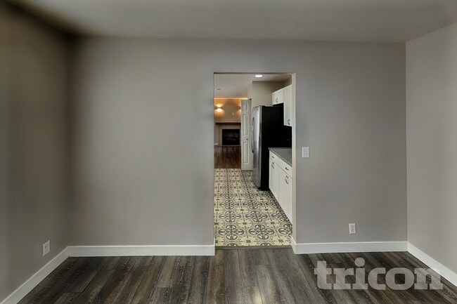 Building Photo - 2943 Lowren Loop