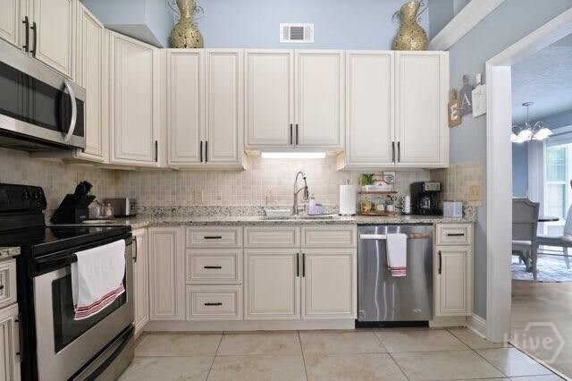 Foto del edificio - 127 Forest Ridge Dr