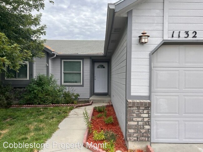 Building Photo - 3 br, 2 bath House - 1132 N Maple Creek Ave