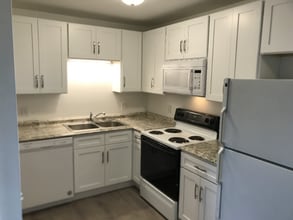 Building Photo - 800 S 4th St