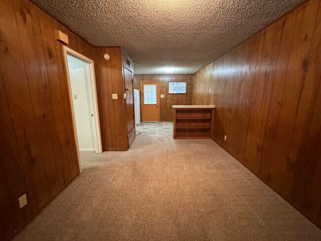 Foto del edificio - 806 Safady Ave