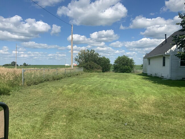 Building Photo - 1900 Van Meter Ave