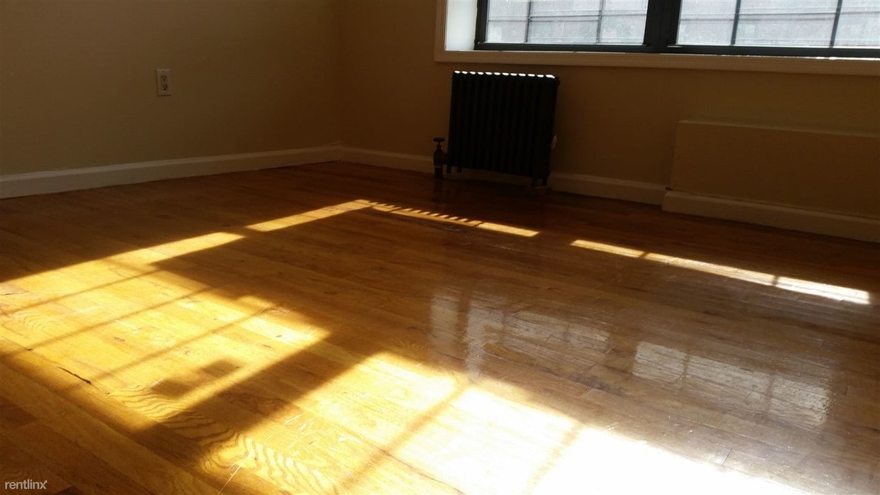 Primary Photo - 1444 Park Pl