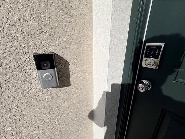 Foto del edificio - 2946 Skyline Lp