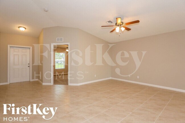 Foto del edificio - 3501 SW Voyager St