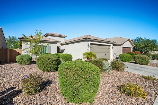 Building Photo - Stunning 3 bed/2 bath Rental in Merrill Ranch