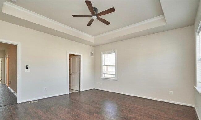 Foto del edificio - 45116 Kincora Dr