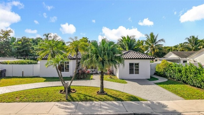 Foto del edificio - 5874 NW 199th St