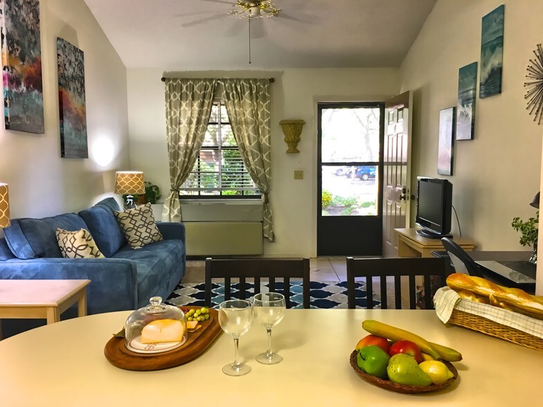 LeMans Apartments of Lakeland Rentals Lakeland, FL