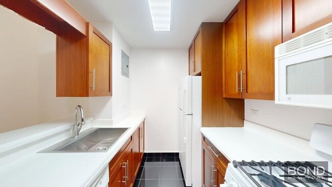 Foto del edificio - 400 E 71st St
