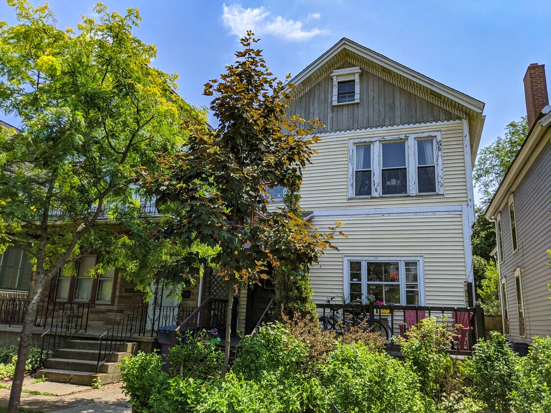 Primary Photo - 301 Pennsylvania St
