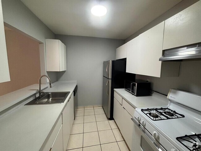 Building Photo - 18101 NW 68th Ave