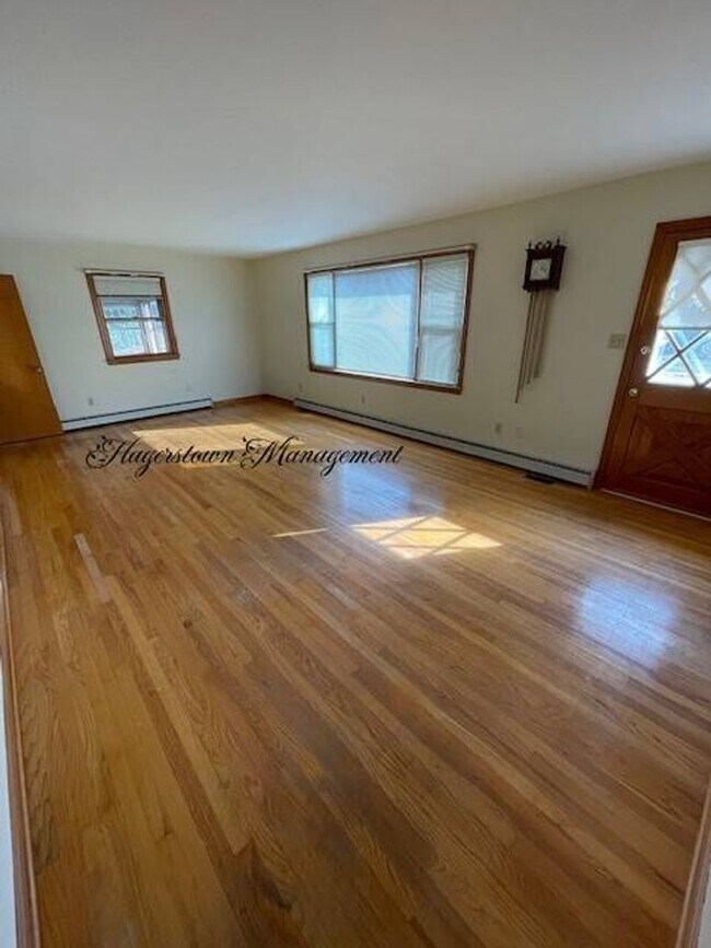 Foto del edificio - 3 BR Single Family Home