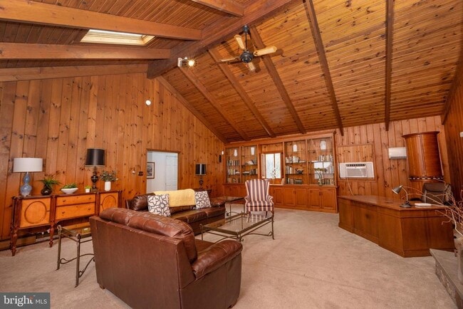 Building Photo - 6106 Lower York Rd