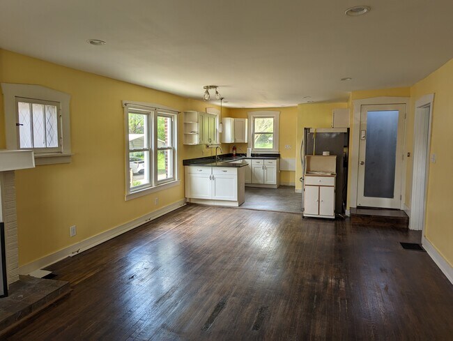 Foto del edificio - 6009 Bardstown Rd
