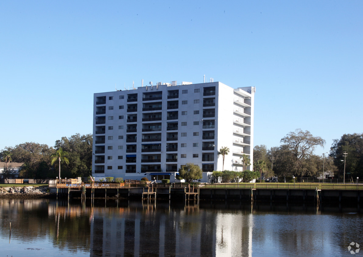 Primary Photo - Dockside Condominiunm