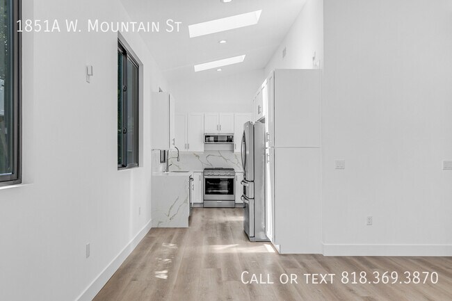Foto del edificio - 1851 W Mountain St