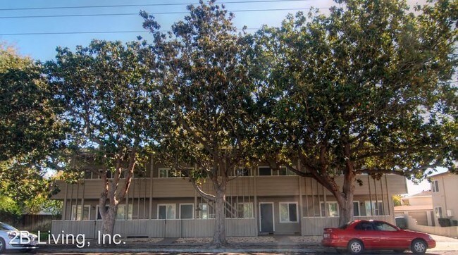 Building Photo - 593 Saratoga Ave