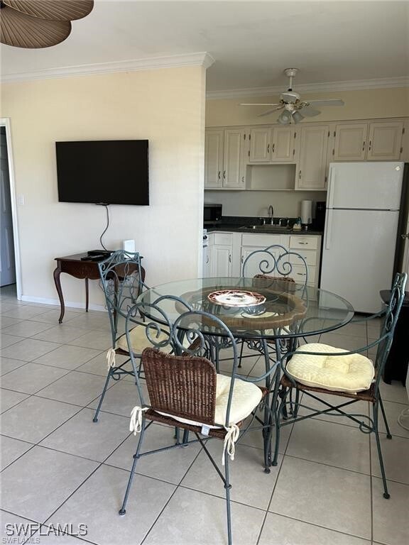 Foto del edificio - 190 N Collier Blvd