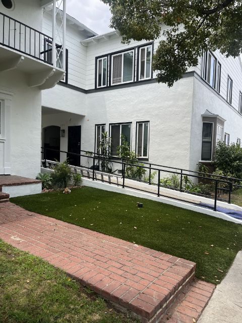Foto del edificio - 2452 W 18th