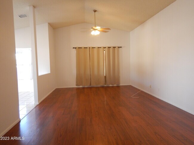 Building Photo - 1903 Sagewood Pl